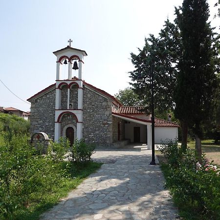 Camping Mitikas And Bungalows Плака Литохору Екстериор снимка